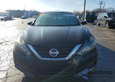2018 Nissan Altima 2.5 из США, поврежденный, VIN 1N4AL3AP7JC155191